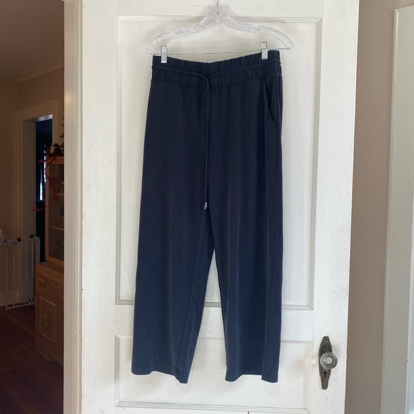 Lou & Grey drawstring pant - Picture 4 of 9